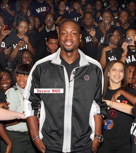 佛罗伦萨vs科莫：德赫亚、扎尼奥洛首发，尼科-帕斯、阿莱士-巴列出战