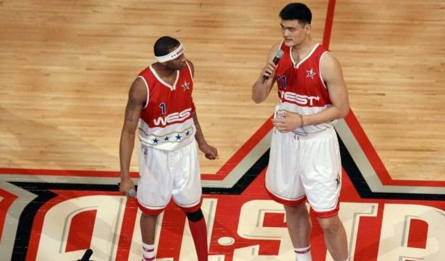 奥克兰运动家“重炮双子星”马奎尔与康赛可联手发威，助球队统治美联赛场