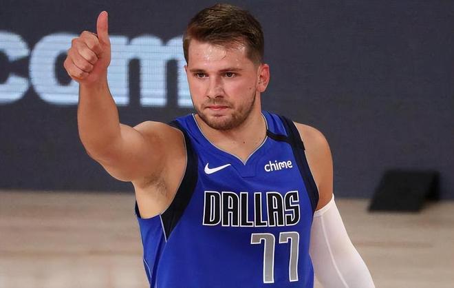 邮报：曼联球迷团体不满俱乐部的高层团队，将发起示威活动