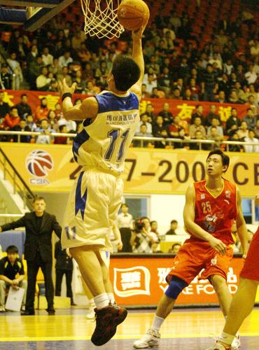 菲尔米诺：我很喜欢维尼修斯，但利物浦对阵皇马我希望红军赢