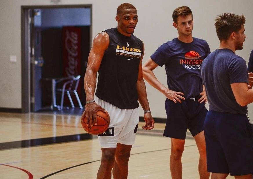 埃里克森宣布将离开曼联，世界杯前欲打主力！下家未定不留在英超