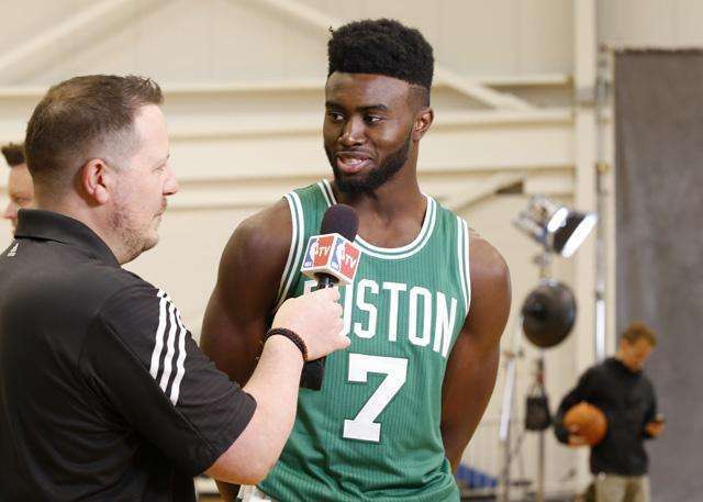 IEM科隆后VRS排名洗牌：中国双雄锁定成都站席位