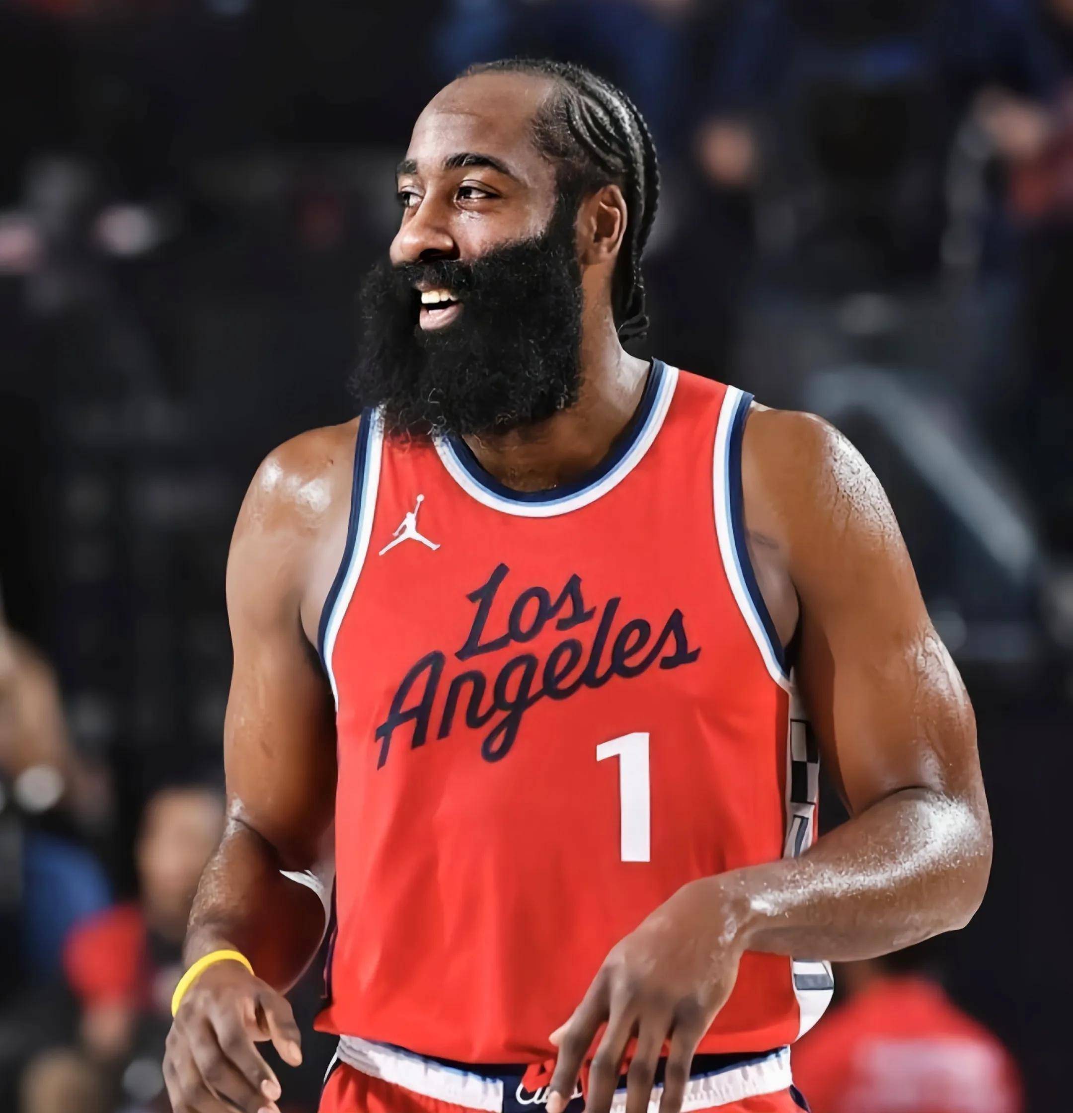 DO：拜仁及多家德甲&英超俱乐部正在关注法鹰中场拉尔森